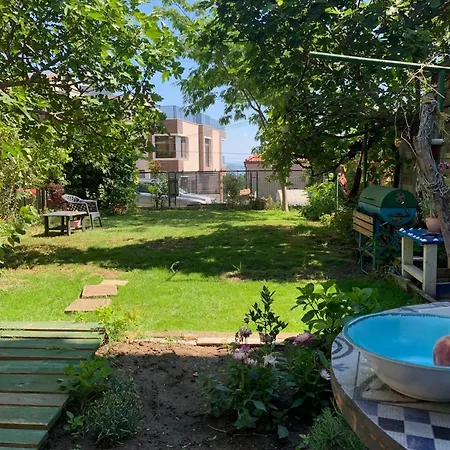Welcoming House In With Sea View Варна